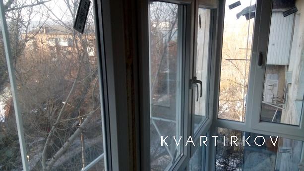 Daily rent apartement cheap, Center, Mykolaiv - apartment by the day