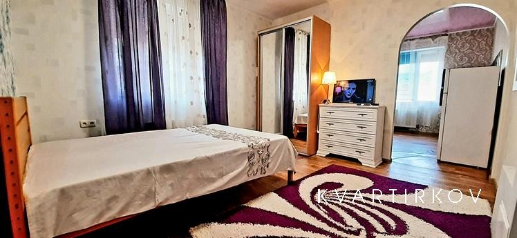 Rent 1k apartment for rent new apartment, Kropyvnytskyi (Kirovohrad) - apartment by the day