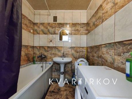 Rent 2k rent (hourly) apartment, Kropyvnytskyi (Kirovohrad) - apartment by the day