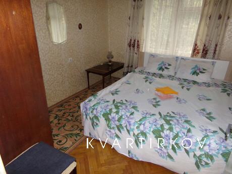3-room o Left-bank, Kyiv - apartment by the day