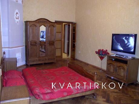 Own apartment for daily rent, Odessa - apartment by the day