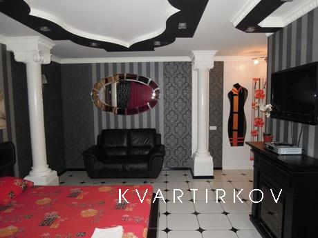 A luxury apartment, Simferopol - apartment by the day