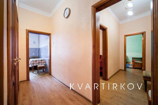2 rooms in the center of Kiev, Kyiv - apartment by the day