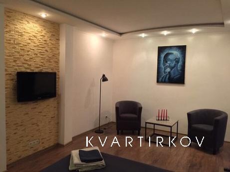 ,. In the center of Chernigov in the courtyard apartment wit
