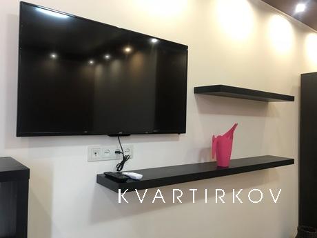 Сдаю Отличную , комфортную Квартиру в центре города ! Посуто