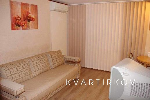 Daily, hourly in the center of Chernigov, Chernihiv - apartment by the day