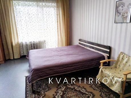 Metro Vokzalna - Apartment for rent Kiev. Prospekt Vozduhofl