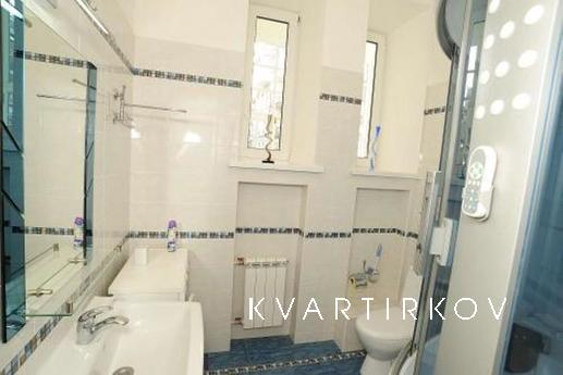An apartment for rent, Kyiv - apartment by the day