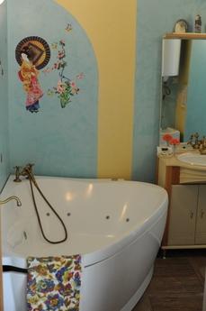 Rent an apartment, jacuzzi, Simferopol - apartment by the day