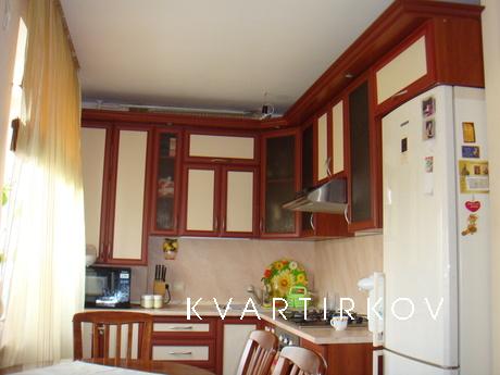 Apartment by the sea in Evpatoria, Yevpatoriya - apartment by the day