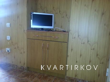 Rent one room apartment in the center of, Alushta - apartment by the day