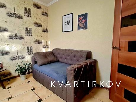 1 bedroom apartment in a modern renovati, Bila Tserkva - apartment by the day