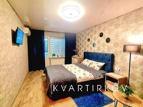 1 bedroom apartment in a modern renovati, Bila Tserkva - apartment by the day