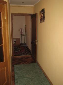 Center 2-bedroom  Metro 2 minutes, Kyiv - apartment by the day