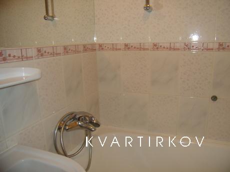 Rent a room in an apartment, two beds, 60 day hryvnia for on