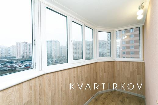 Комфортна 2 кім квартира метро Позняки, Київ - квартира подобово
