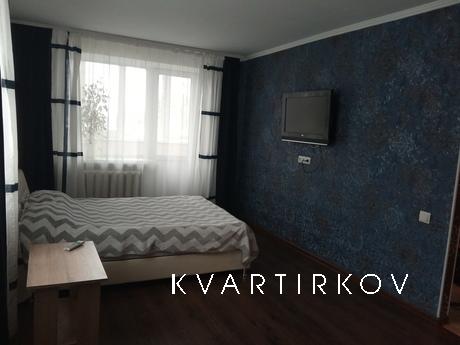 Studio apartment in the city center. New repair. There is ev