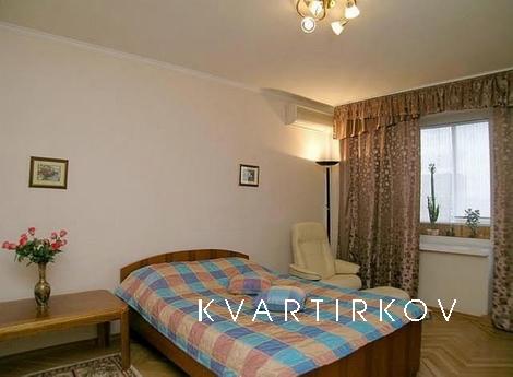 Daily and hourly Vacation rentals in the center of Zhitomir.