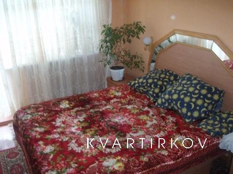 Two-bedroom apartment in the heart, Zhytomyr - apartment by the day