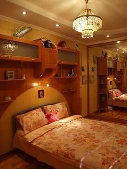 2-bedroom VIP apartment on the third floor of the Stalin hou