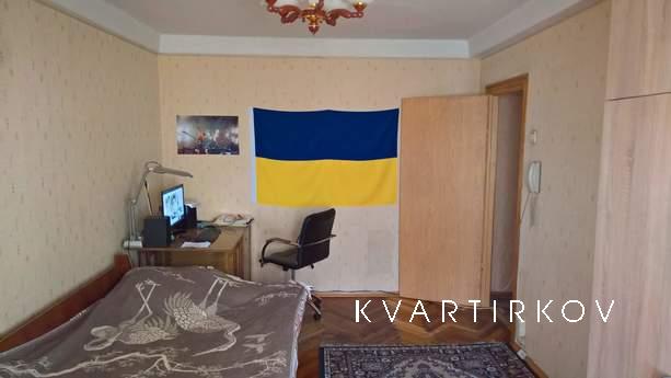 For rent 1 bedroom apartment from the owner on Svyatoshino, 