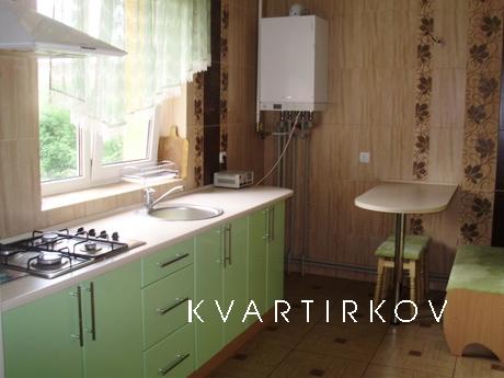 Дом с комнатами возле клиники Козявкина, Трускавец - квартира посуточно