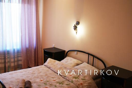 Сдам 3 комнатную квартиру, Киев - квартира посуточно