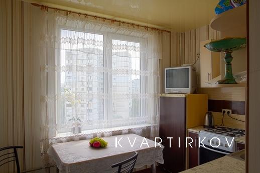 Rent an apartment near a subway, Kharkiv - apartment by the day