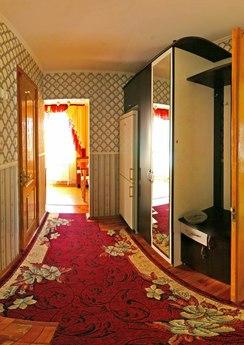 1-bedroom apartment in Khmelnik, Khmilnyk - apartment by the day
