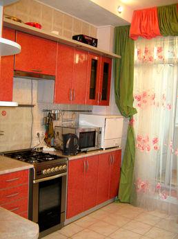 VIP 3-bedroom m.Vosstaniya, Kharkiv - apartment by the day