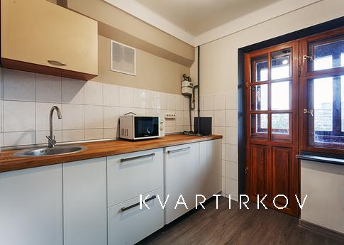 2-br, Kyiv - apartment by the day