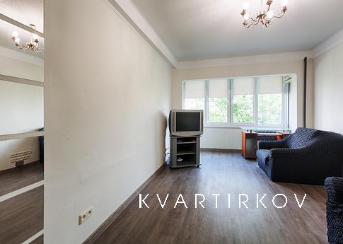 2-br, Kyiv - apartment by the day