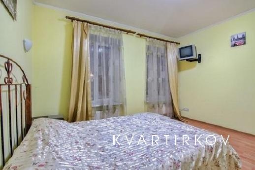 Large apartment near the Opera, Lviv - apartment by the day