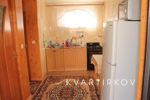 1 bedroom apartment for rent, Berdiansk - apartment by the day