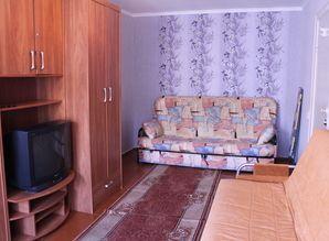 1 комнатная квартира в центре у моря посуточно Бердянск Греческая 6