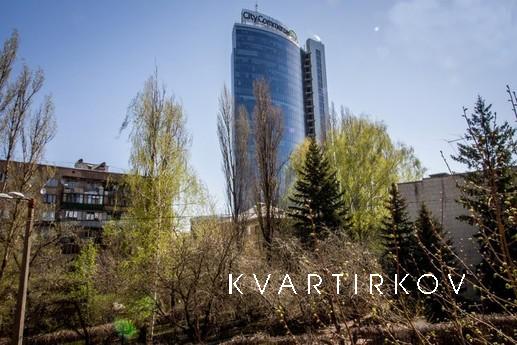 Уютная квартира в сердце Киева WIFI, Киев - квартира посуточно