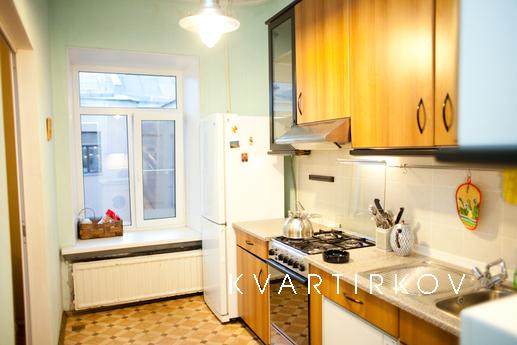 3 bedroom apartment in the Center, Saint Petersburg - apartment by the day