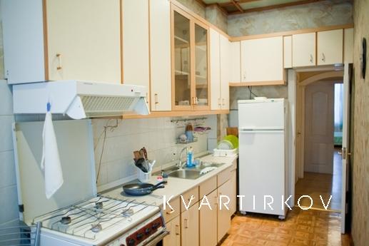 2 BR. in the heart of Petersburg, Saint Petersburg - apartment by the day