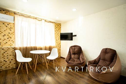 We offer you a comfortable, bright and clean apartment in th