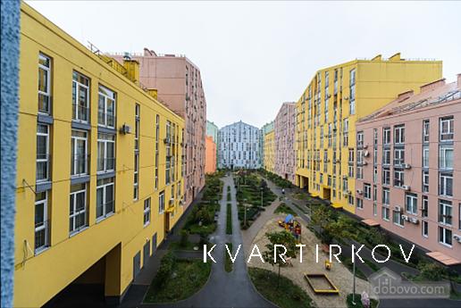 Дизайнерская двушка для семьи,Комфорт, Киев - квартира посуточно