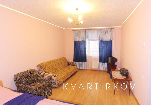 БЕЗ КОМИССИЙ Смотрите фото.Посуточная аренда. 1-комнатная кв