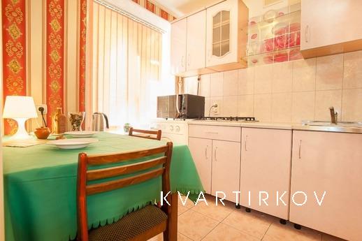 Посуточно Большой кондратьевский переуло, Москва - квартира посуточно