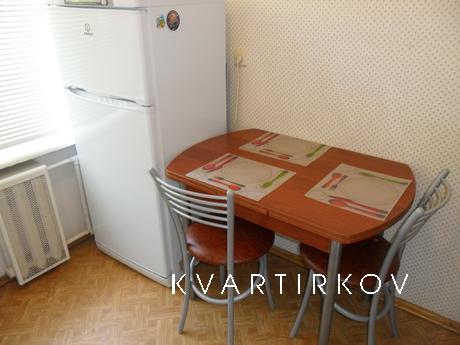 City center, 3 minutes from metro, Moscow - apartment by the day