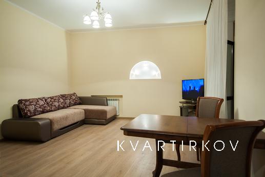 Двокімнатна квартира в центрі Держпром, Харків - квартира подобово
