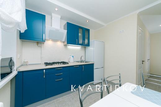 2 bedroom apartment Center, Arena City, Kyiv - apartment by the day