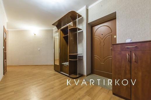 2-х комнатная возле метро Академгородок, Киев - квартира посуточно