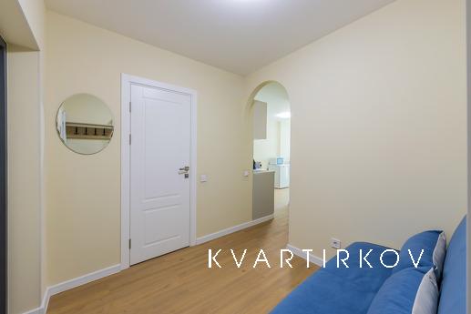 Vidova one-room apartment on Okruzhny, Kyiv - apartment by the day