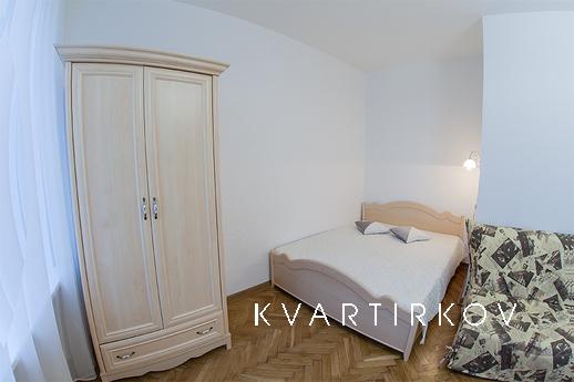 Apartment in the center, near the Opera, Lviv - apartment by the day