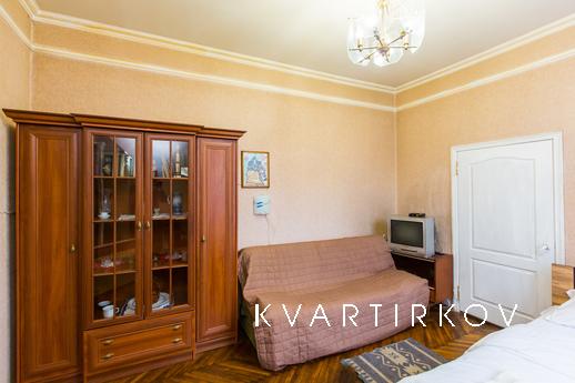 Apartment in vul. Куліша 10, Lviv - apartment by the day