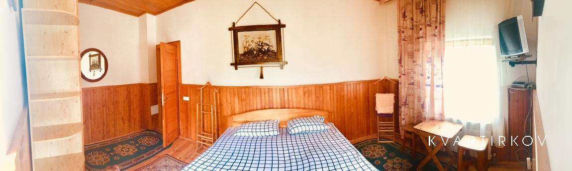 One room (2 people) in the guest house, 18 m² on the 3rd flo